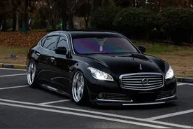 因为颜值而购入的英菲尼迪M25L，改装后VIP范直接拉满图片