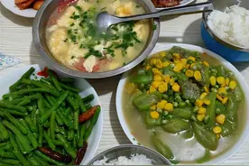 厨师长教你生炒鸭的家常做法，步骤详细，香辣入味下酒又下饭图片