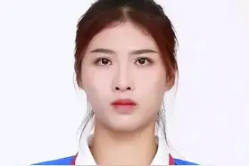 中国女足10位00后女运动员，你觉得谁最漂亮图片