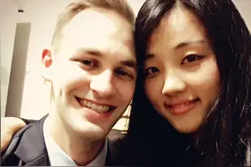 2017年，湖北女孩嫁美国小伙，生下2个混血宝宝，如今怎么样了？图片