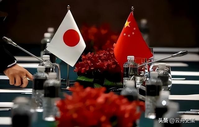 上任第三天	，高市早苗对华发出邀请，日本记者：中方为何没有贺电