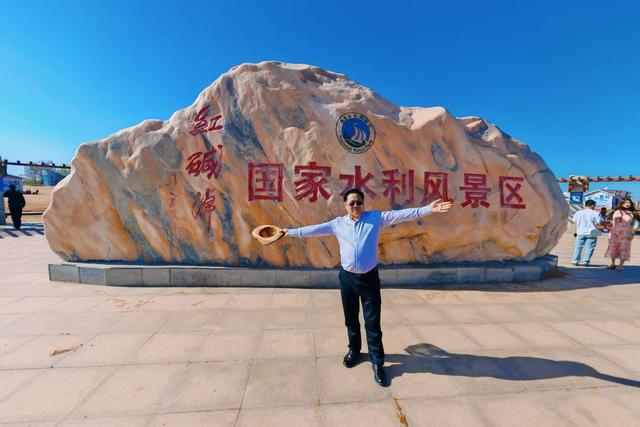 著名文化学者张龙携李云辉、闫伟一行探访神木 以文赋能塞上文旅