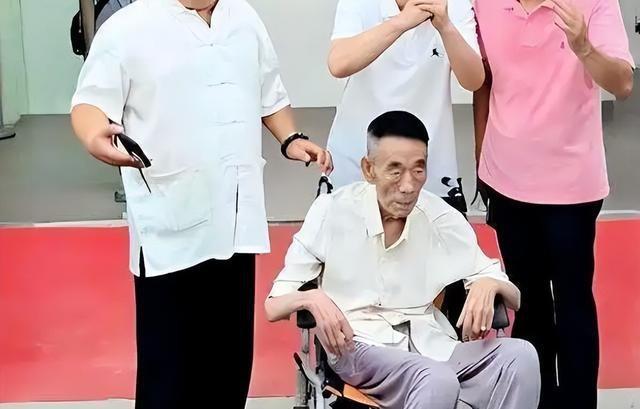 杨少华离世6天后，再看四个儿子的处境，侯耀华的话还真是说对了