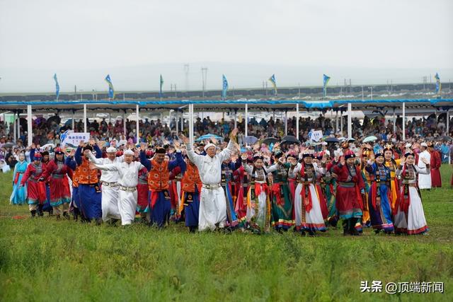 全是名场面！骏马踏雨，彩烟映空……内蒙古自治区第35届草原那达慕开幕