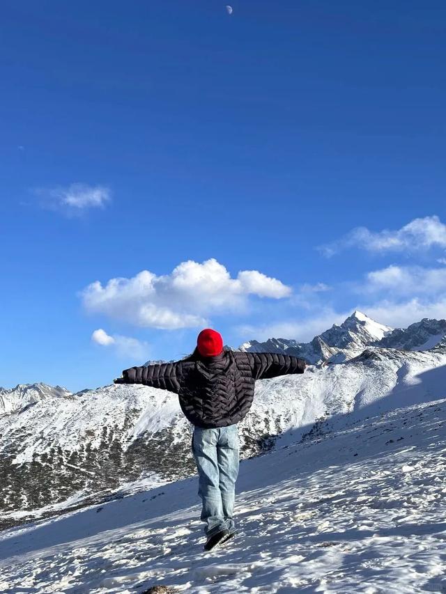 不说了，我要去四川玩雪了！