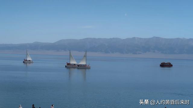 来赛里木湖后,整个人都不好了。