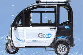 可遮风避雨，迷你小三轮车只要几千块，难道不比两轮车更香？图片