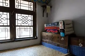 东北一家睡同一张炕上，新婚小夫妻不尴尬吗？来听听当地人咋说？图片