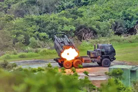 台军待遇远超乌军，美方为海马斯送来战术导弹，暗示可以自由开火图片