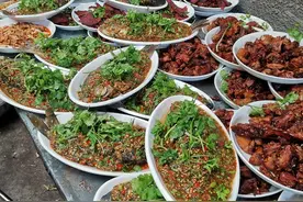 欢乐乡村行：坝坝宴图片