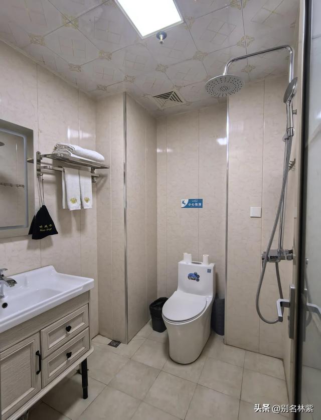 自驾新疆22天，住宿总花费6022元，我都住了哪些酒店，经验分享