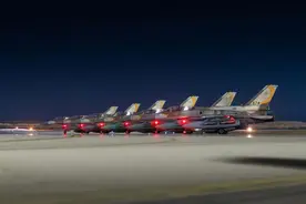 把海法给炸停电了！最大规模高超袭城战爆发，以色列防空导弹告急图片