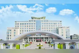 常被误认为三本的百年医学院，逆袭升格！一专业就业率高达100%图片