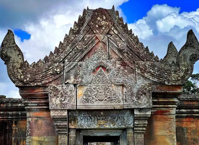 泰国柬埔寨打起来了，世界遗产沦为炮灰，生命值大幅减少