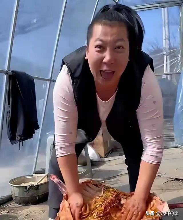 央视终于出手，国务院点名封杀，这些坑老百姓的大网红，属实活该