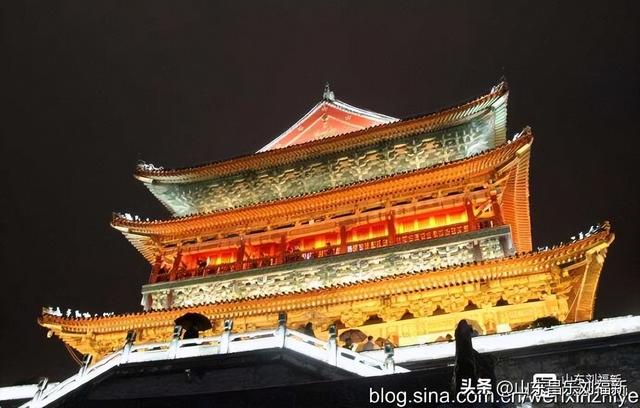 秋雨中的“西安回民街”街市（“陕西之旅”之六）