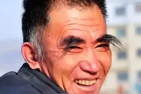 男性50岁之后，眉毛突然变长，说明了什么？多数人或许还蒙在鼓里图片