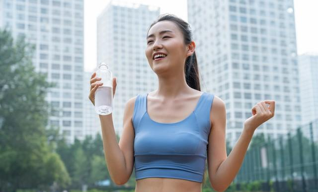 运动后吃不对,30分钟白练!医生记住这个时间这样吃,效果翻倍!