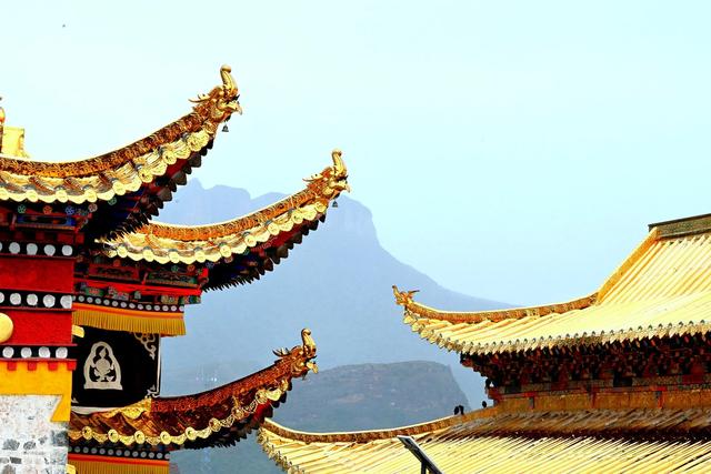 行摄甘南(8) -- 《郎木寺的雨後晨光》