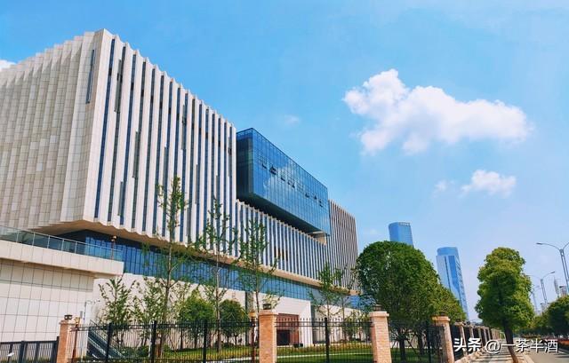 自驾攻略：南昌7天6晚深度游路线，8大核心景点免费营地特色美食