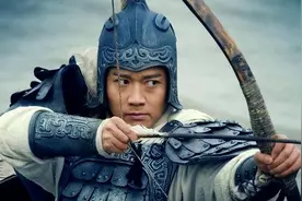 赵云跟关羽联手能战胜吕布吗？说出来你可能不信图片