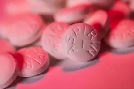 阿司匹林又陷争议，普通人到底该怎么用？图片