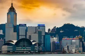 “去香港上市”，小生意批量制造百亿富豪图片