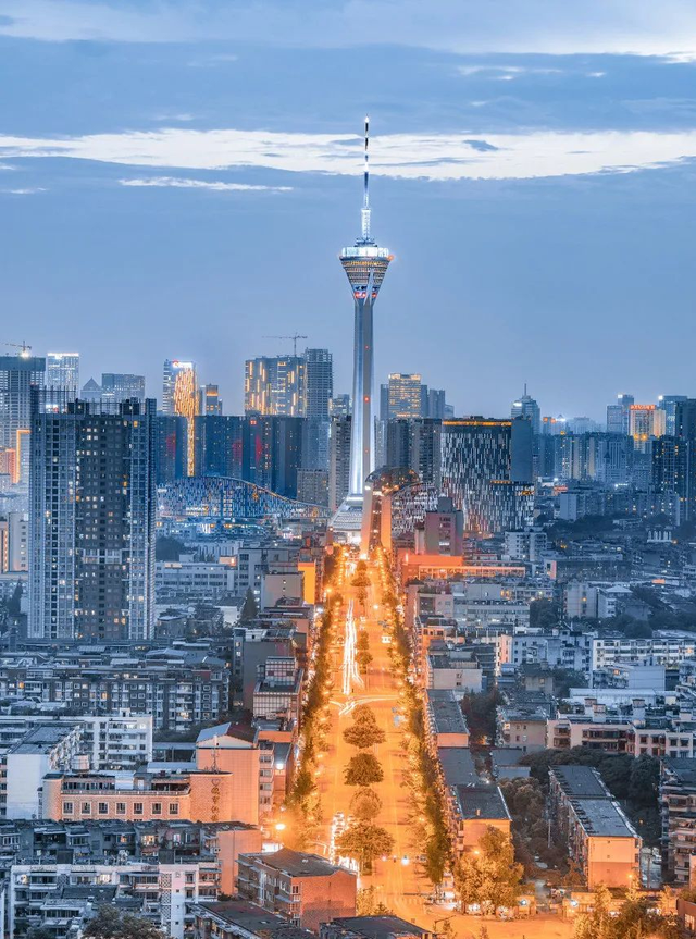 五月，推荐几个全国最适合出游的地方，收藏这一份就够了！