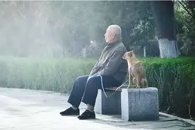 杭州87岁大爷肝癌晚期：拒绝治疗、打麻将吃牛肉粉，女儿：不管他图片