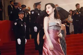 一组老照片：范冰冰 2013年第66届戛纳电影节红毯 ​​​图片