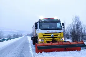 新春走基层丨乌鞘岭下护春运图片