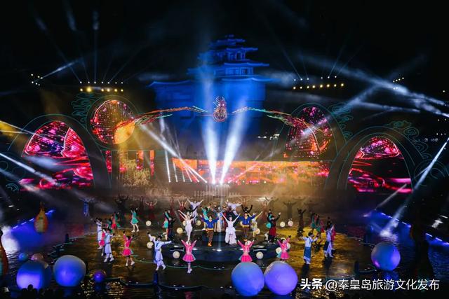今年暑期，秦皇岛文旅热度攀升，持续“霸榜”！一起回顾秦皇岛夏日记忆~