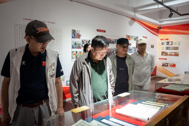 【名家大咖打卡东湖】漫步东湖 在文艺与生态间寻找城市诗意