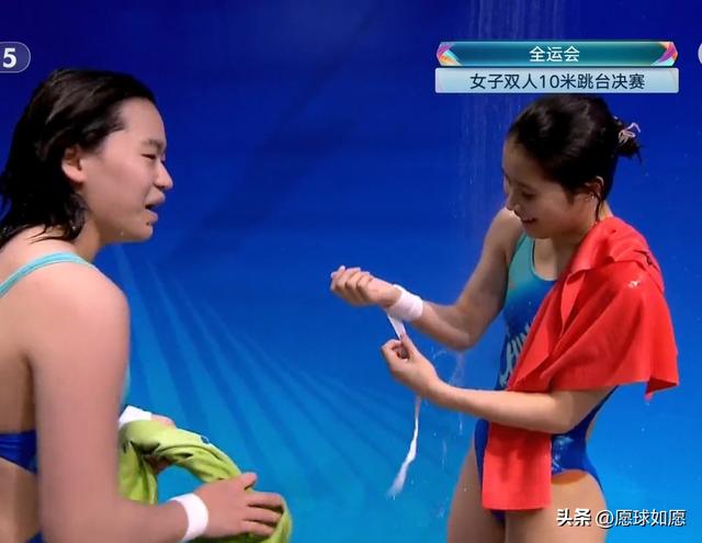 第5跳遭绝杀！全红婵无缘领奖台谁注意赛后这一举动，陈若琳欣慰