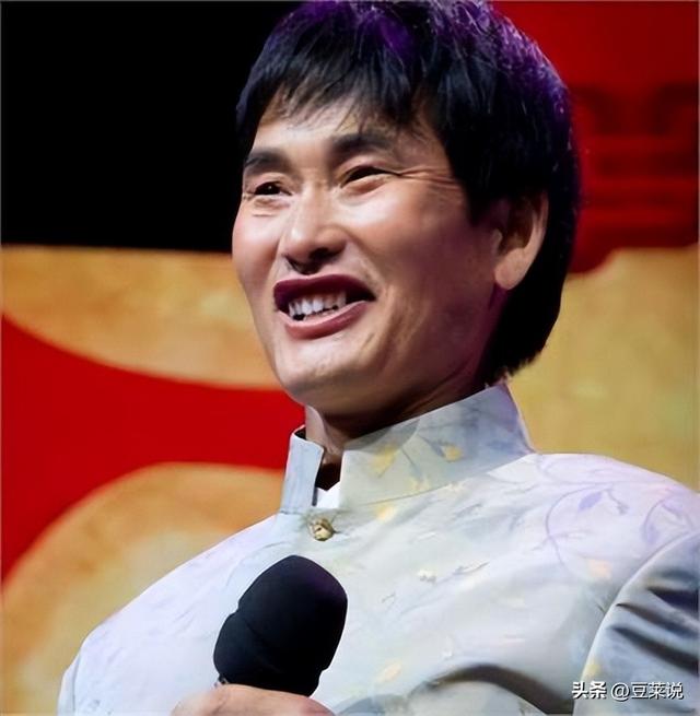 人在做天在看！被传“跳楼身亡”的大衣哥，这次终于不再选择沉默