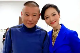 主持人周群：安徽卫视“一姐”，低调结婚生三娃，今事业家庭美满图片