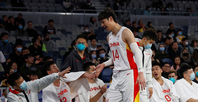 乱套亚洲杯​！男篮亚洲第3轰然倒下，一输再输！中国男篮即将冲冠