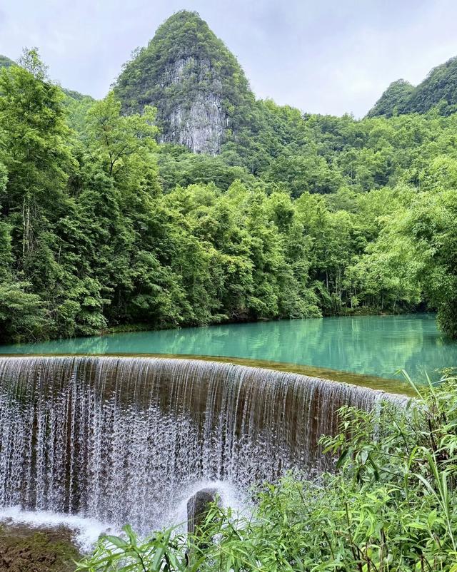 “地球腰带上的绿宝石”，荔波小七孔：一首流动的诗！