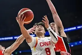 重磅！郭士强公开提归化球员标准，最强中国男篮冲击2028奥运有戏图片