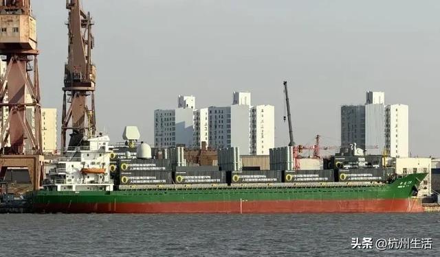 民船武库舰？60管850垂发S相控阵，堪比驱逐舰，道具还是来真的？