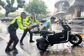 400瓦爆改至1500瓦，男子涉嫌非法改装“电鸡”被查图片