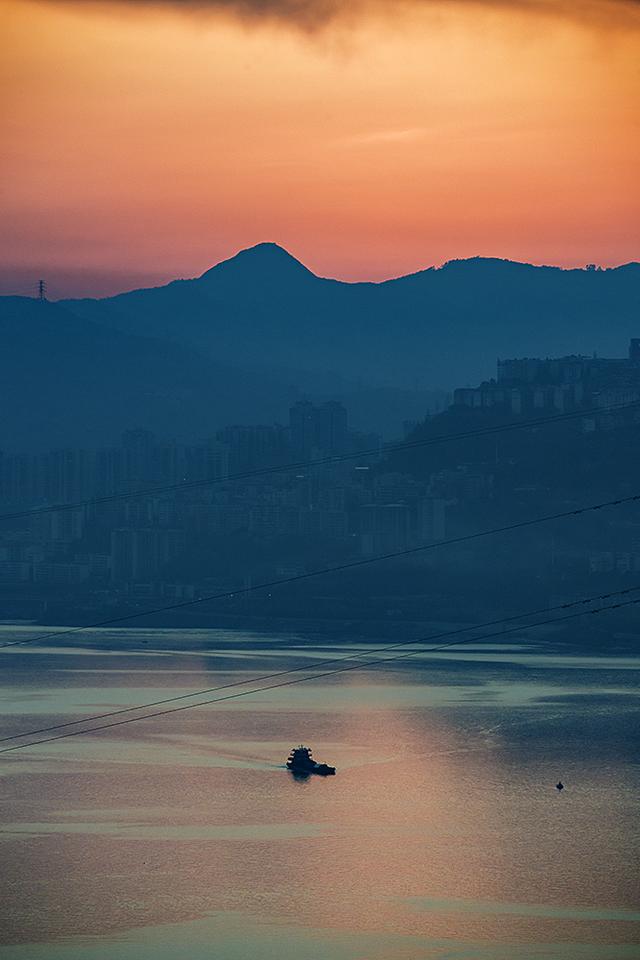 2024深秋四川行16 奉节县夔门大酒店 揽月楼凭栏夔门雄景入画来​