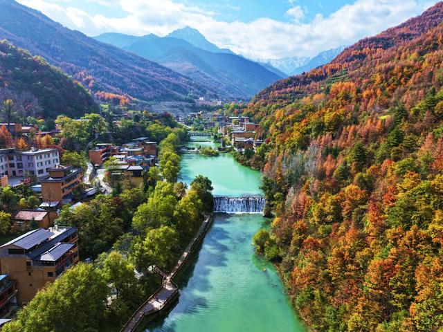 当晚秋遇见官鹅沟……