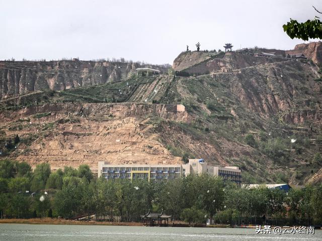 这个清明，我到山西，给这些陕西楞娃上了三炷香