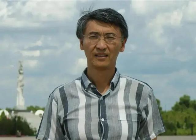 杨振宁长子杨光诺：感谢继母翁帆，这些年她是全家最温暖的依靠