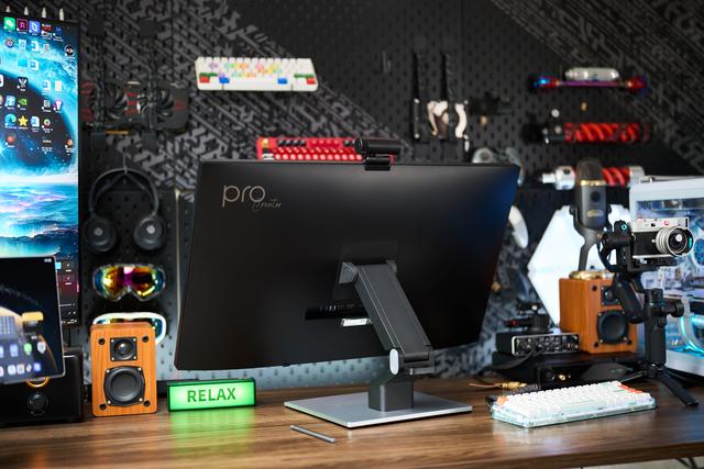 重新定义创作效率：宏碁ProCreator PE320QXT 6K触控显示器深度体验