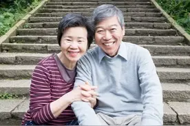 带70-80岁的老人旅游，需要做哪些准备？图片