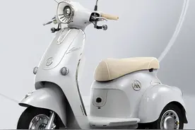 2款接娃电动三轮车，复古外观，经典时尚、功能齐备，续航100公里图片