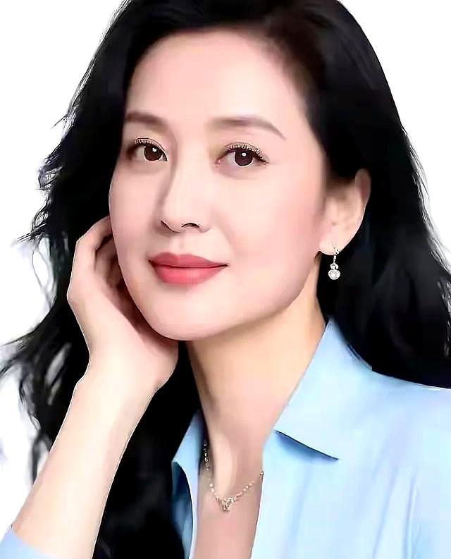 两性关系：40岁后，女人不怕你动手动脚，就怕你动这3样