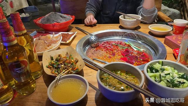 成都到重庆自驾：300公里双城烟火，一路江湖一路香